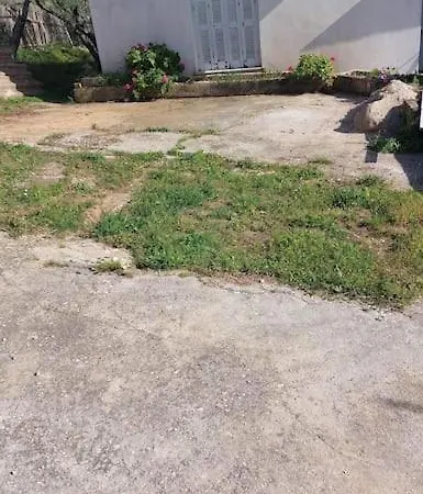 Semesterbostad House Gianouleika